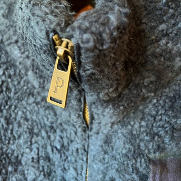 ⊹ Pendleton ⊹ - Picture 3 of 8